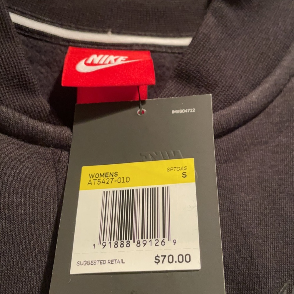 Nike “Air” Women’s Cropped Zippered - Picture 3 of 4